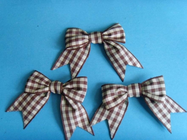 two colour plaid ribbon bows