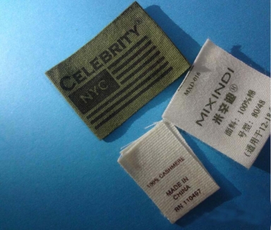 etiqueta de algodón de doble centro impreso personalizado en color verde y blanco